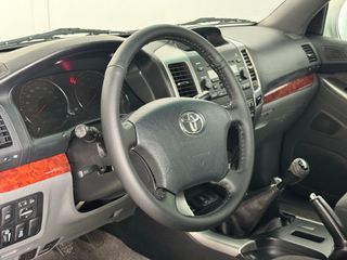 Toyota Land Cruiser 3.0 D4-D VXL