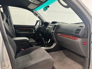 Toyota Land Cruiser 3.0 D4-D VXL