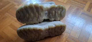 Botas acolchadas niña/mujer beige/ dorado.