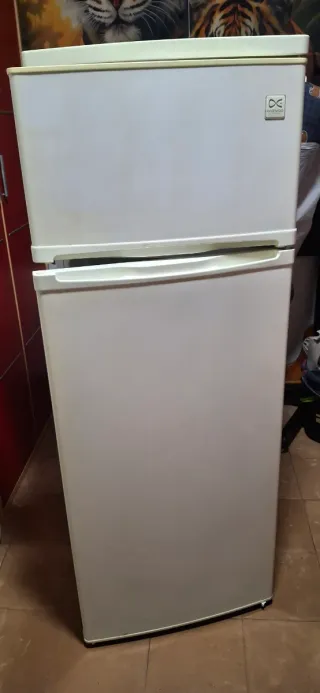 Nevera 1,45 alto