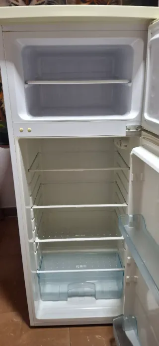 Nevera 1,45 alto