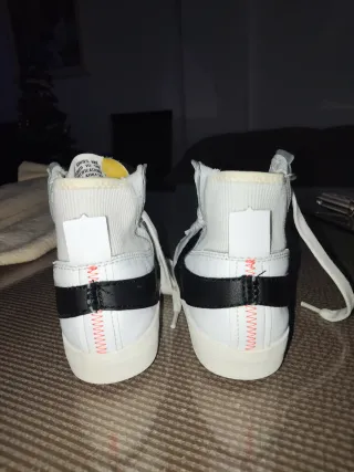 Nike Blazer Jumbo grises y blancas