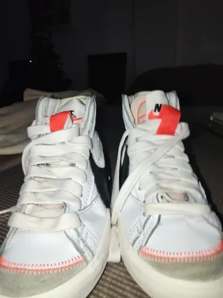 Nike Blazer Jumbo grises y blancas