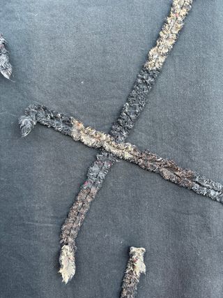 Gonna lunga nera con applicazioni