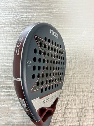 Pala Padel NOX AT 10 12K 2025 Agustín Tapia