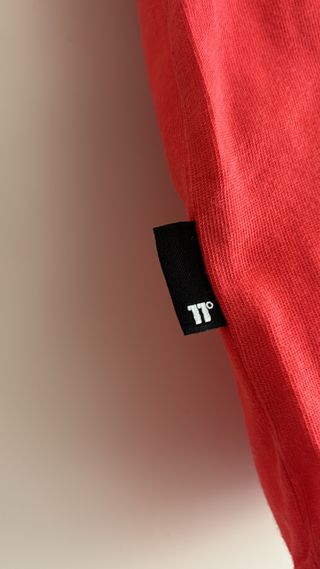 Camiseta 11 Degrees Roja Talla M