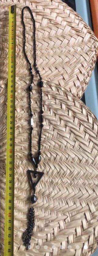 Collar de hematites, azabache y cadenas