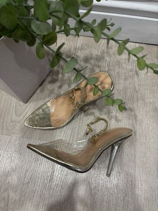 Zapatos tacón transparente dorados talla 36