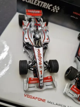 Scalextric Vodafone McLaren Mercedes