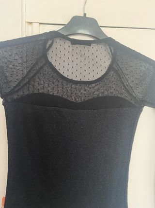 Camiseta Bershka manga larga negra