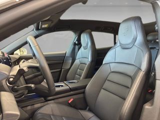 Porsche Taycan Sport Turismo 300 kW (408 CV)