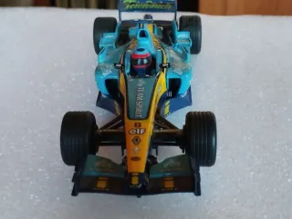 Scalextric Renault F1 R24