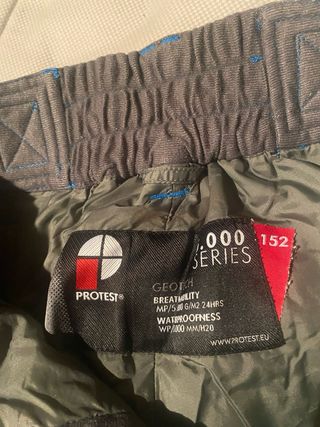 Conjunto esquí niño Protest chaqueta y pantalón