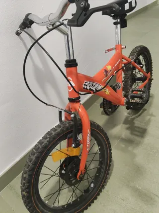 Bicicleta infantil naranja