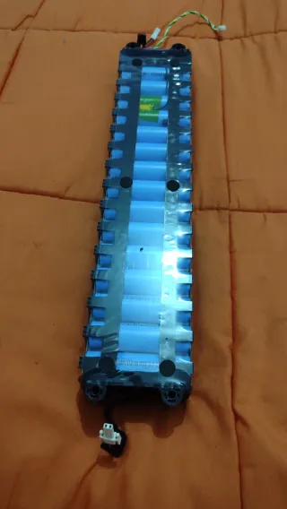 Batería Patinete Xiaomi para reparar