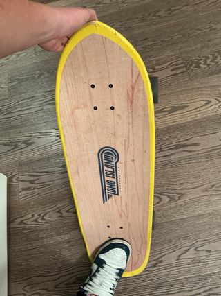 Skate Carver Madera y Amarillo