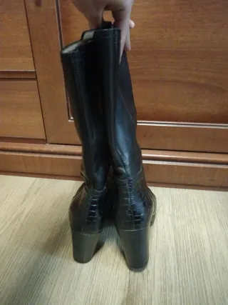 Botines negros piel talla 37