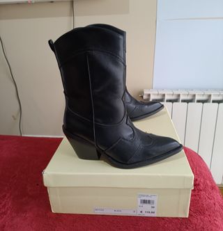 Botas camperas negras talla 38/39
