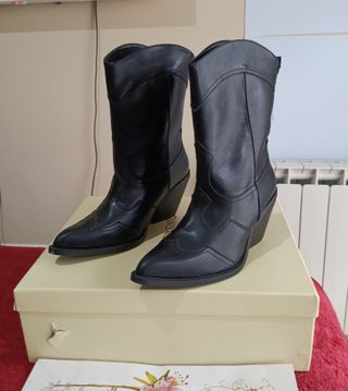 Botas camperas negras talla 38/39