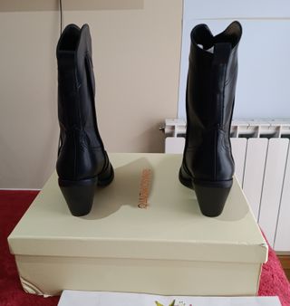 Botas camperas negras talla 38/39