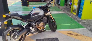 Honda CB 650r E-clutch