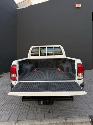 Toyota Hilux PICK-UP 2.4 D-4D 2020