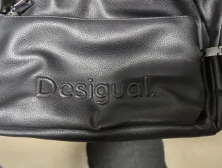 Bolso bandolera Desigual negro