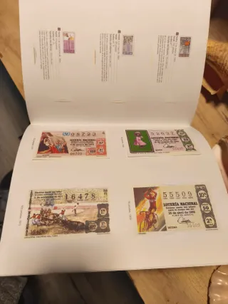 Libro El Franquismo en Sellos y Billetes