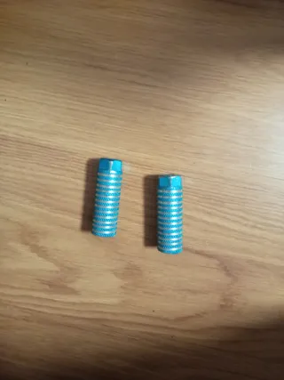 Pedales de bici azules