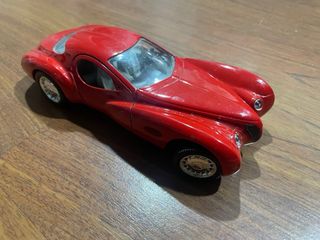 Chrysler Atlantic Rojo