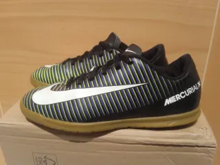 Nike Futbol Sala Gym balonmano negro verde 38.5