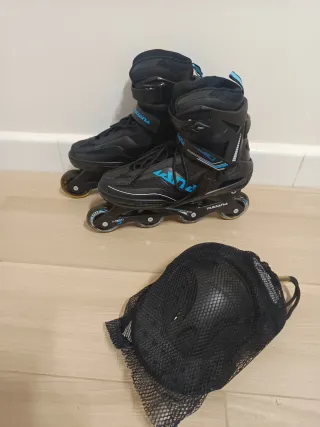 Patines 43-44. Protección y bolsa regalo. 1 uso