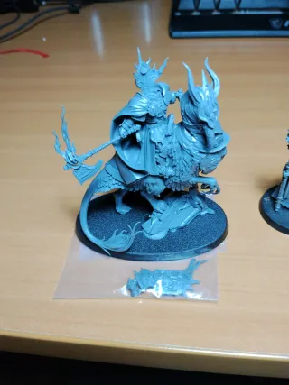 Stormcast Héroes Marea Skaven