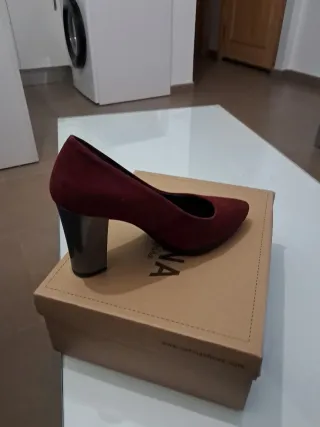 Zapatos de tacón Corina rojos y tacon plata