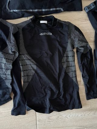 Conjunto térmico niño Kipsta negro