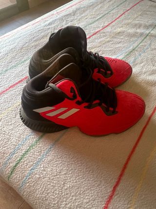 Zapatillas Baloncesto Adidas Rojas y Negras
