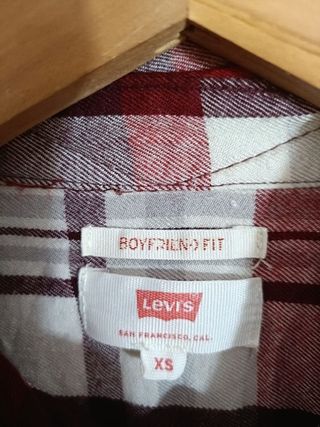 Camisa Levi'S Color Rojo, Gris y Blanco Talla XS