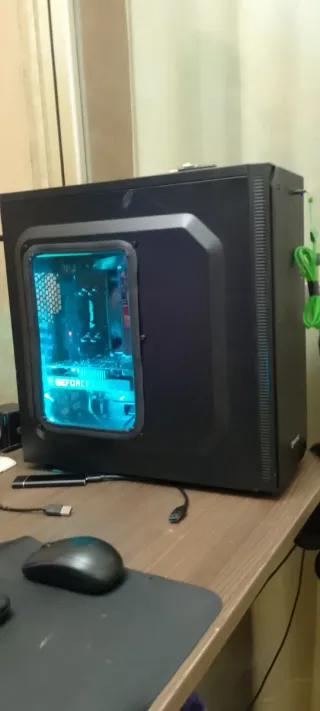 Torre PC HIDITEC Negra