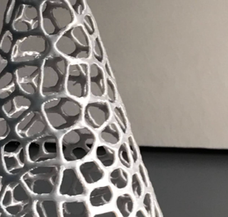 Albero di Natale Voronoi 15 cm – Decorazione Moder