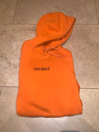 Sudadera HRTBRKR Naranja con rosas en las mangas