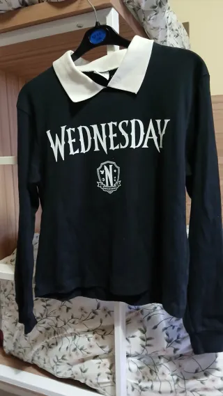 Camiseta de manga larga de Miércoles