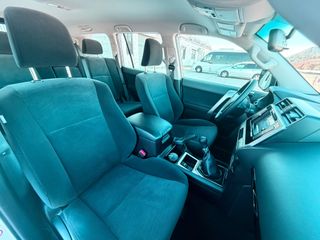 Toyota Land Cruiser 150 2020