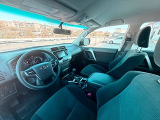 Toyota Land Cruiser 150 2020