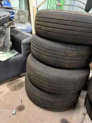 Llantas con cubiertas para grupo VAG