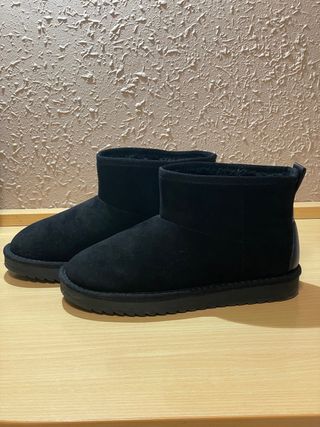 Stivali in stile UGG neri in pelliccia