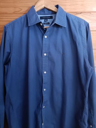Camisa Tommy Hilfiger Color Azul Talla M Nueva.