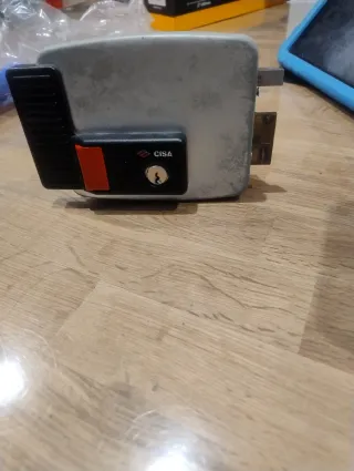 Elettroserratura Cisa