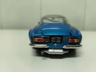 Coche Renault Alpine A110 1:18