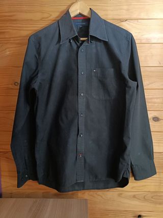 Camisa Tommy Hilfiger Color Negro Talla S Nueva.