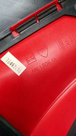 Carenado Izq Ducati Panigale V2 2024